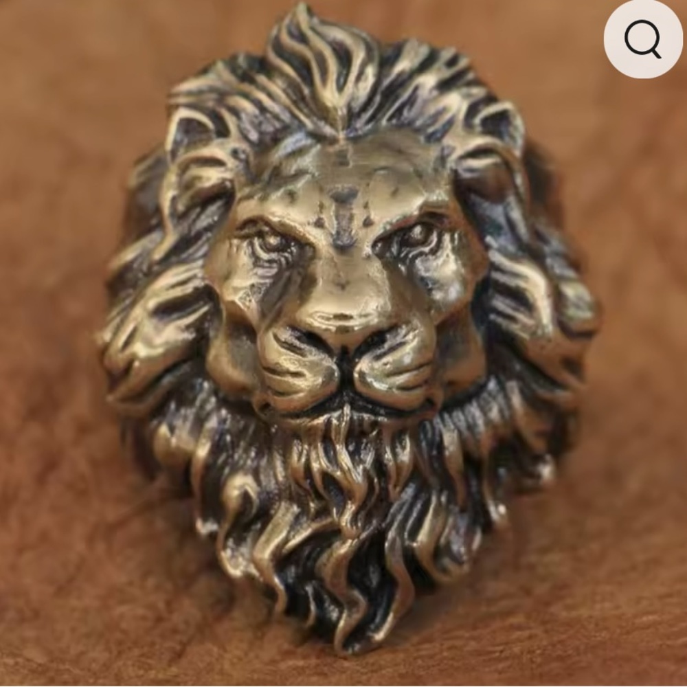 Gold and Black Lion Head Jewelry Ring